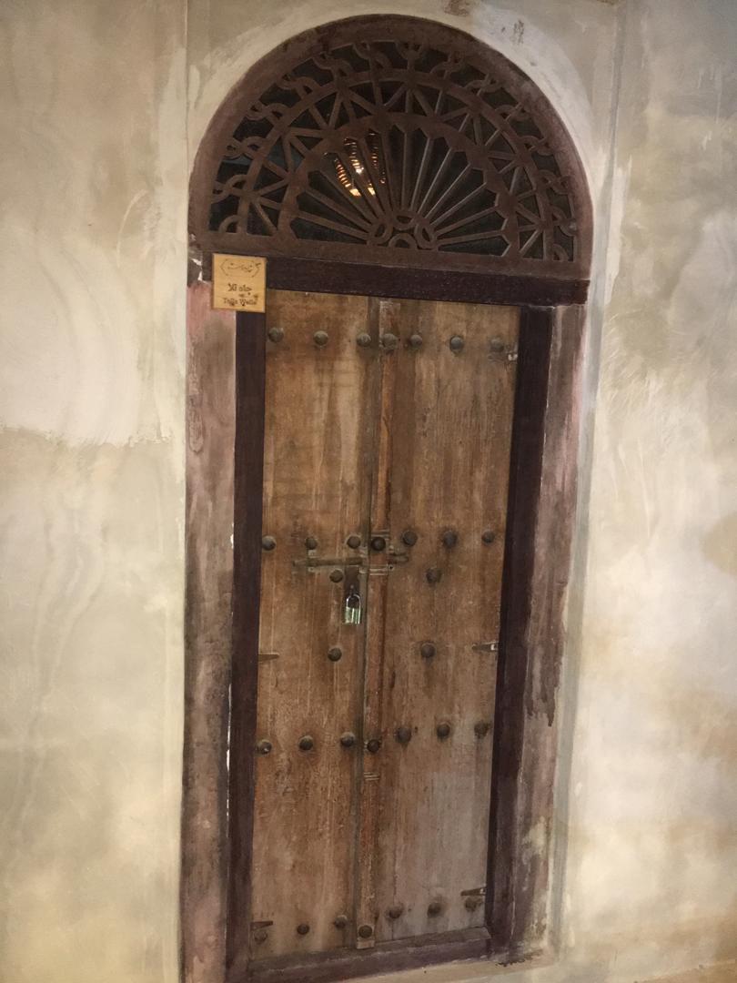 اجاره سوئیت روزانه در قشم اتاق چاه تلا