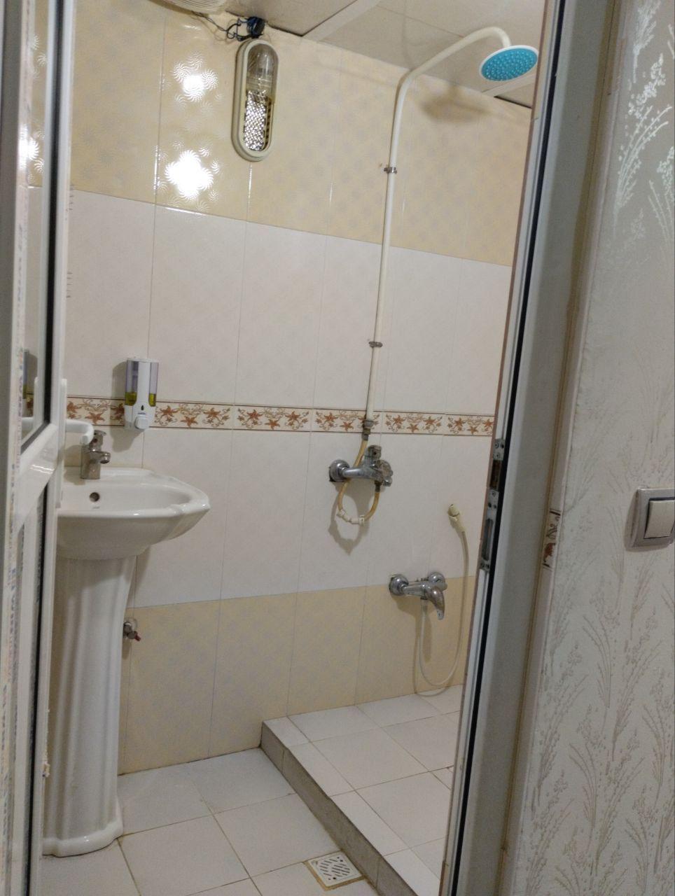 مهمانپذیر بوکان دو تخته با سرویس