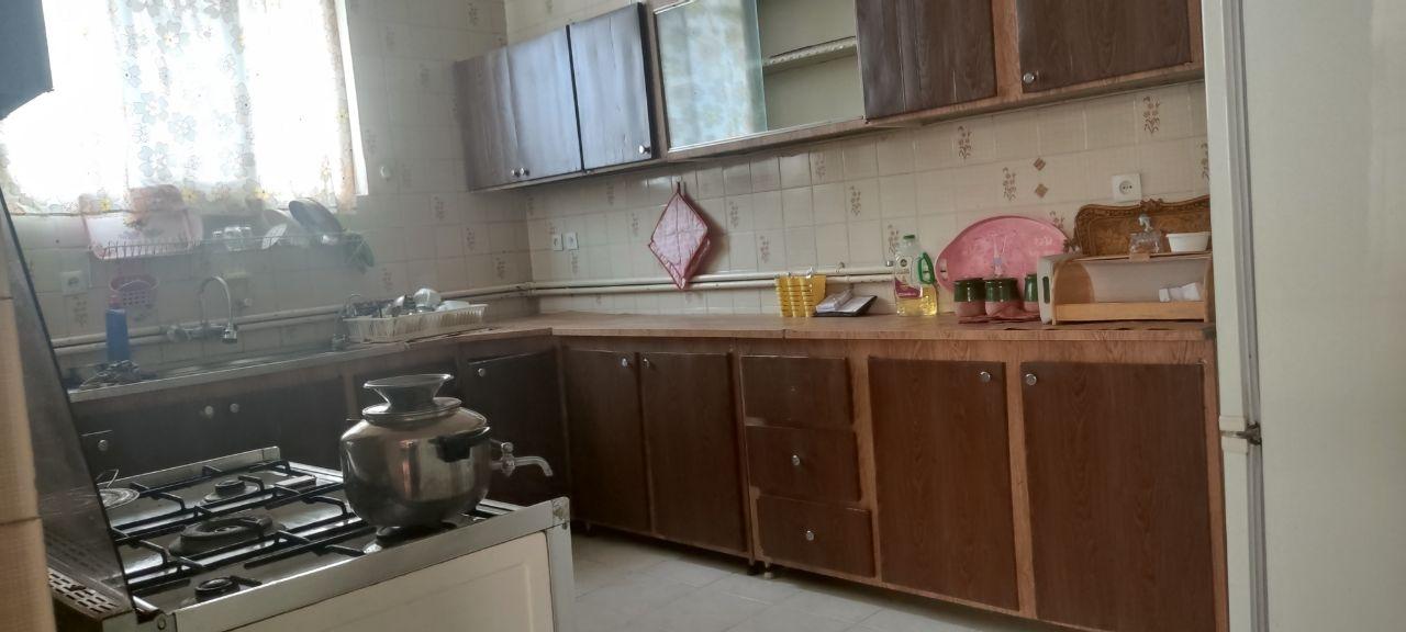 دو خوابه همکف دسترسی پیاده به اماکن تاریخی