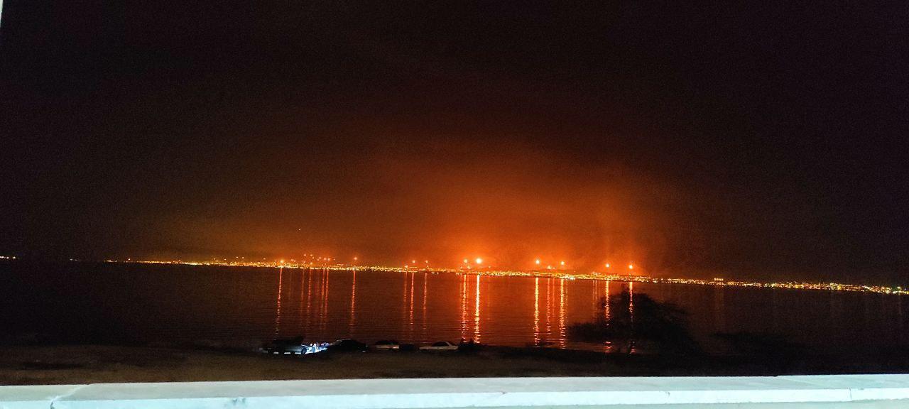 اقامتگاه إلسیف ساحل فیروزه ای نایبند