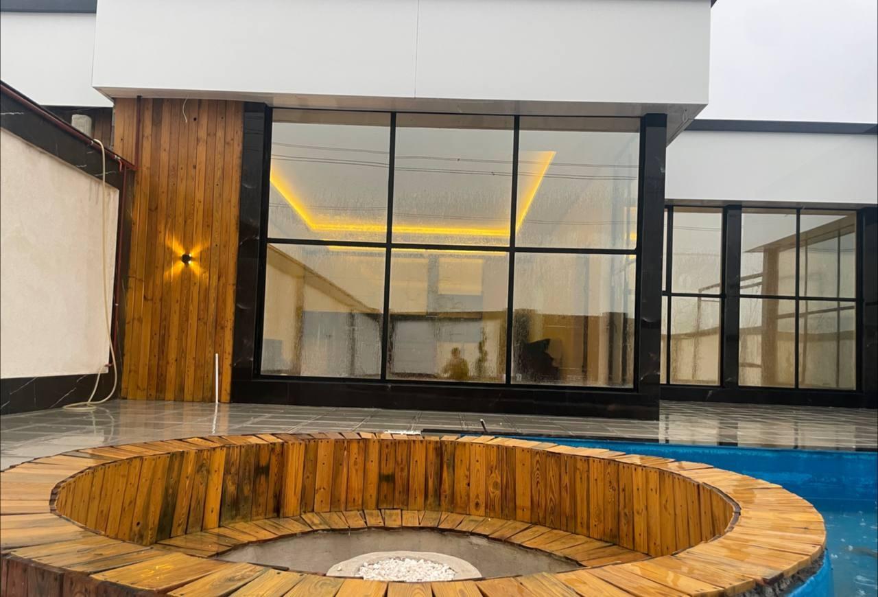 ویلای تک خوابه استخردار در شاهنامه