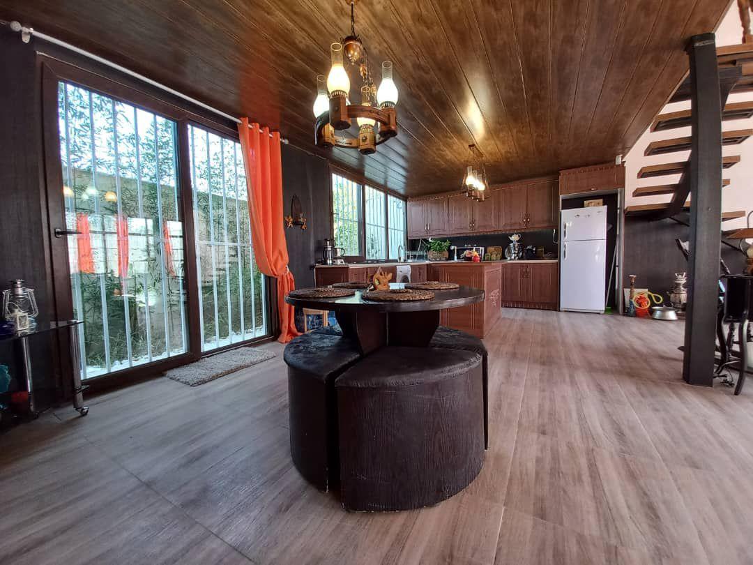 ویلا مارالی ،چوبی دوبلکس استخر سرپوشیده