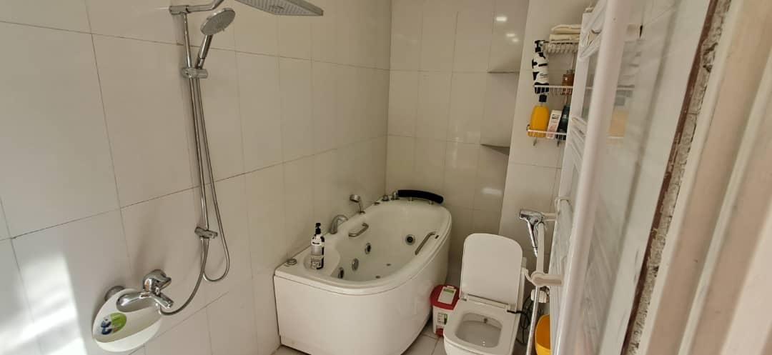 اجاره روزانه پنت با روفگاردن دنیز