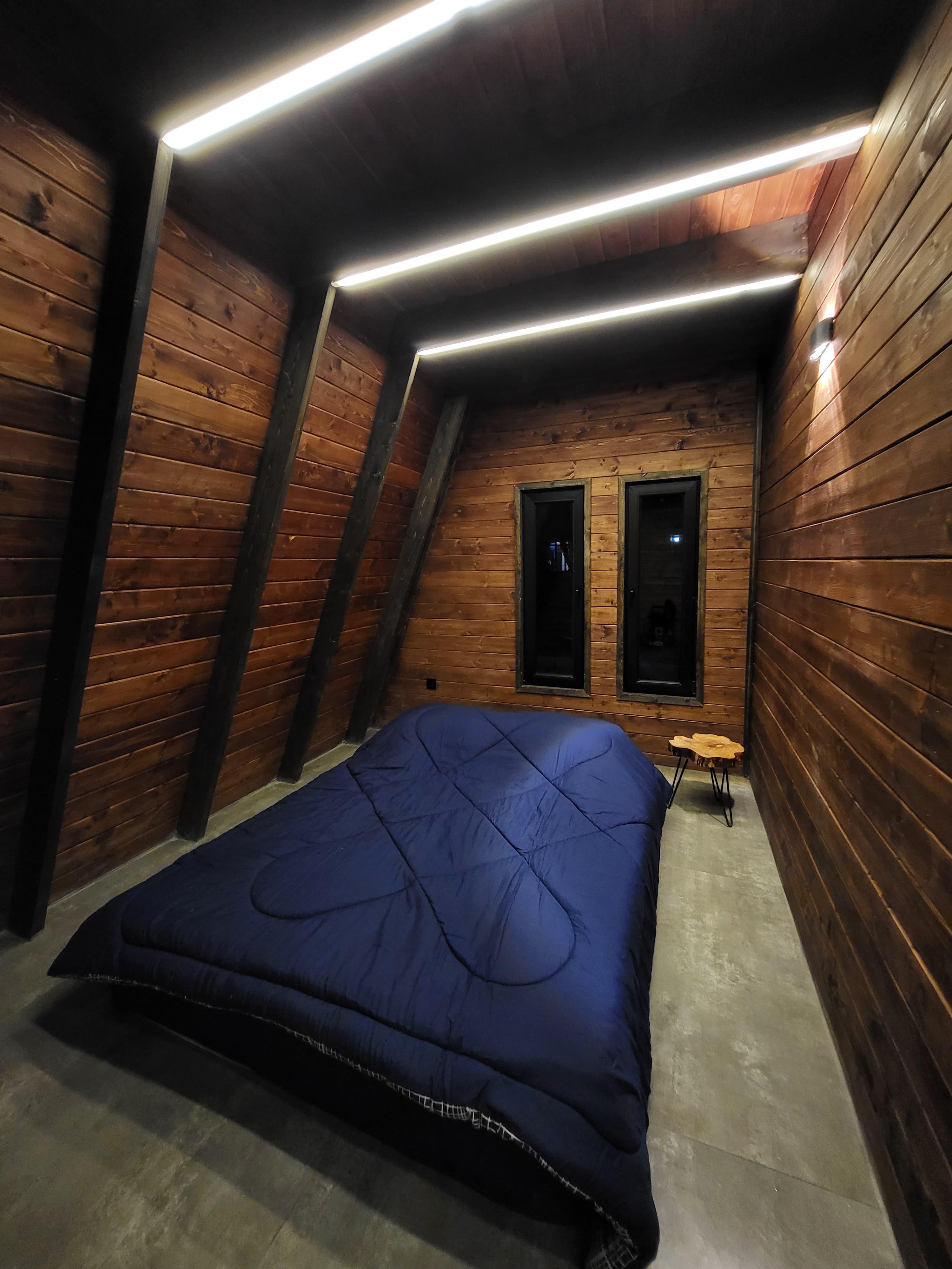 ویلای لاکچری سوئیسی آس همراه با جکوزی