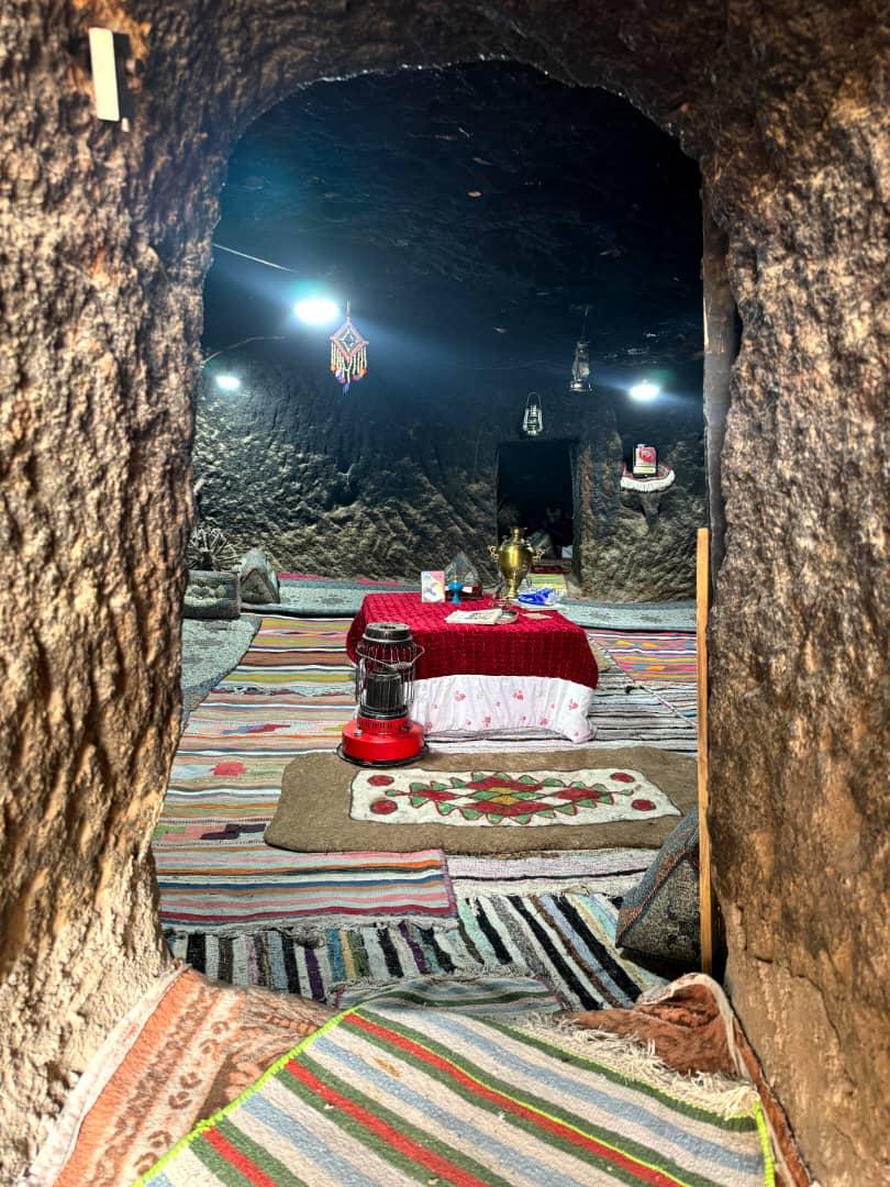 بوم گردی بن میمند در اطراف شهربابک