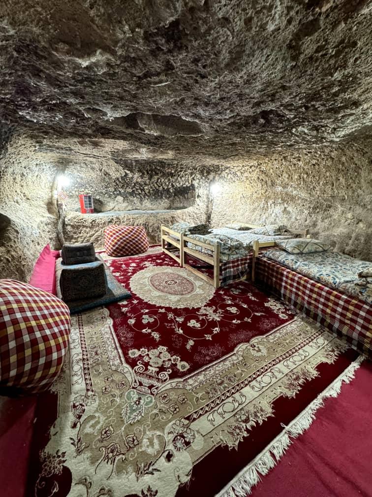 بوم گردی بن میمند در اطراف شهربابک