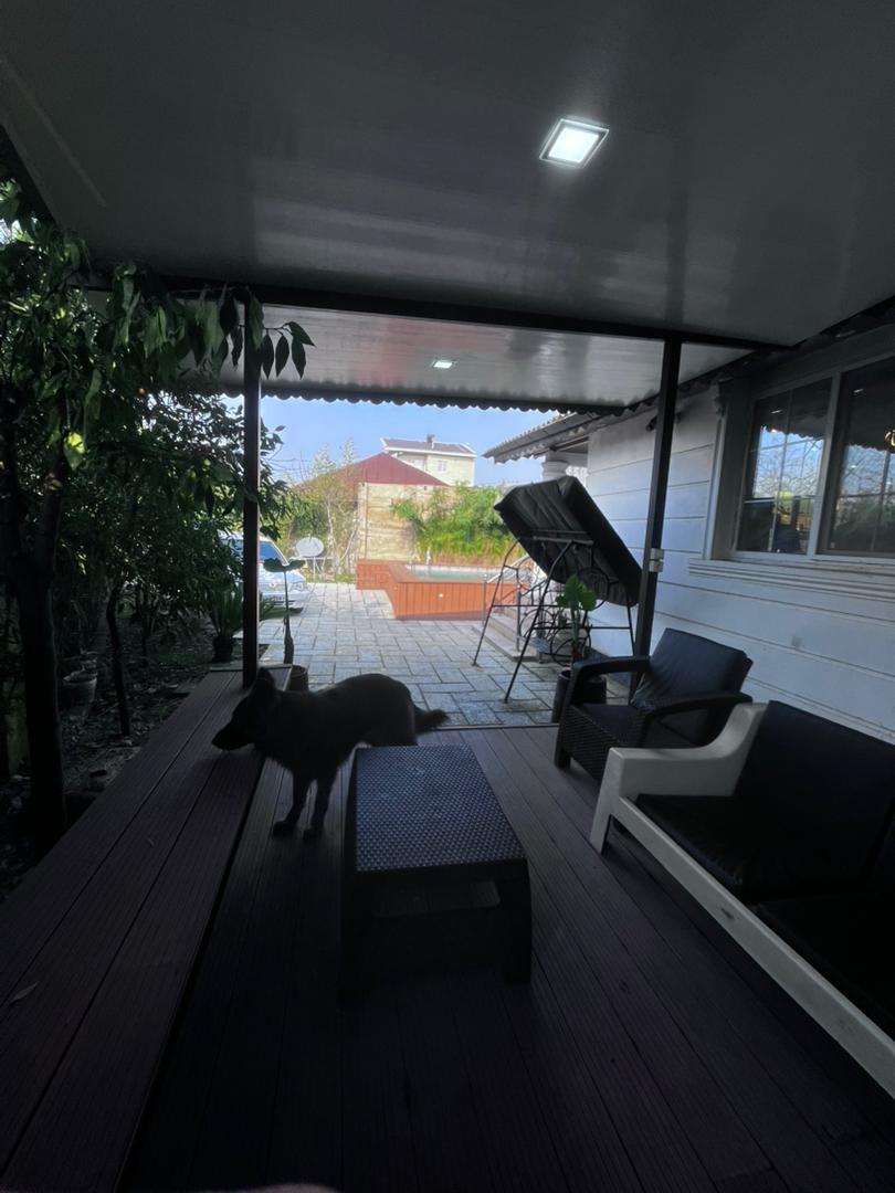 ویلای ساحلی با استخر آب گرم و جکوزی