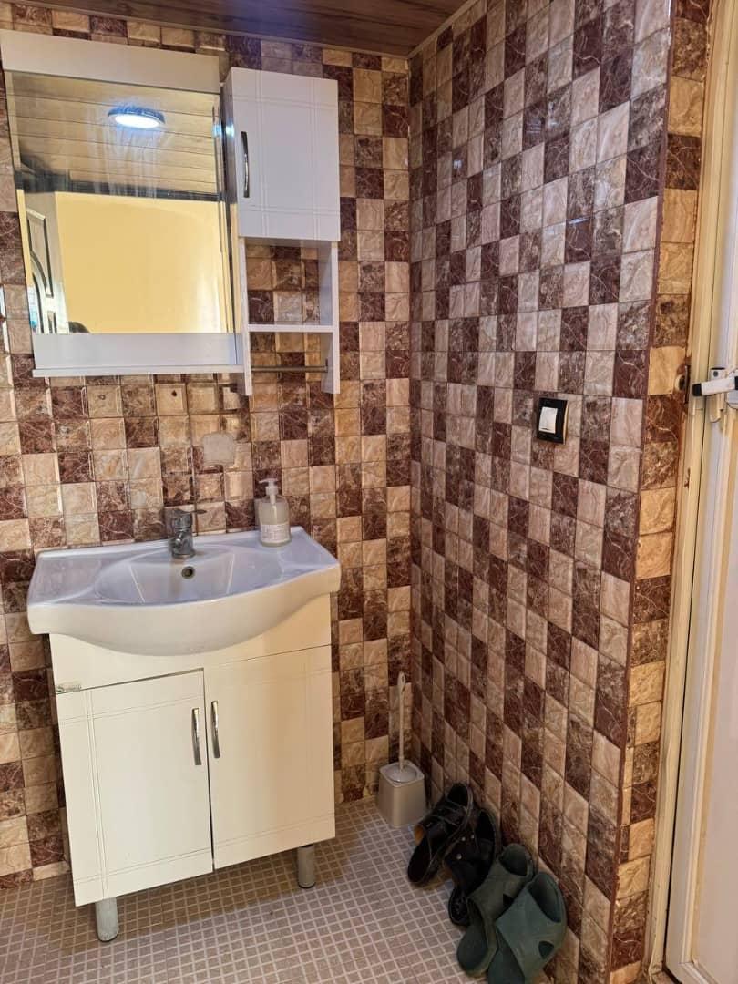 سه خوابه استخر ۴ فصل آبگرم سهیلیه