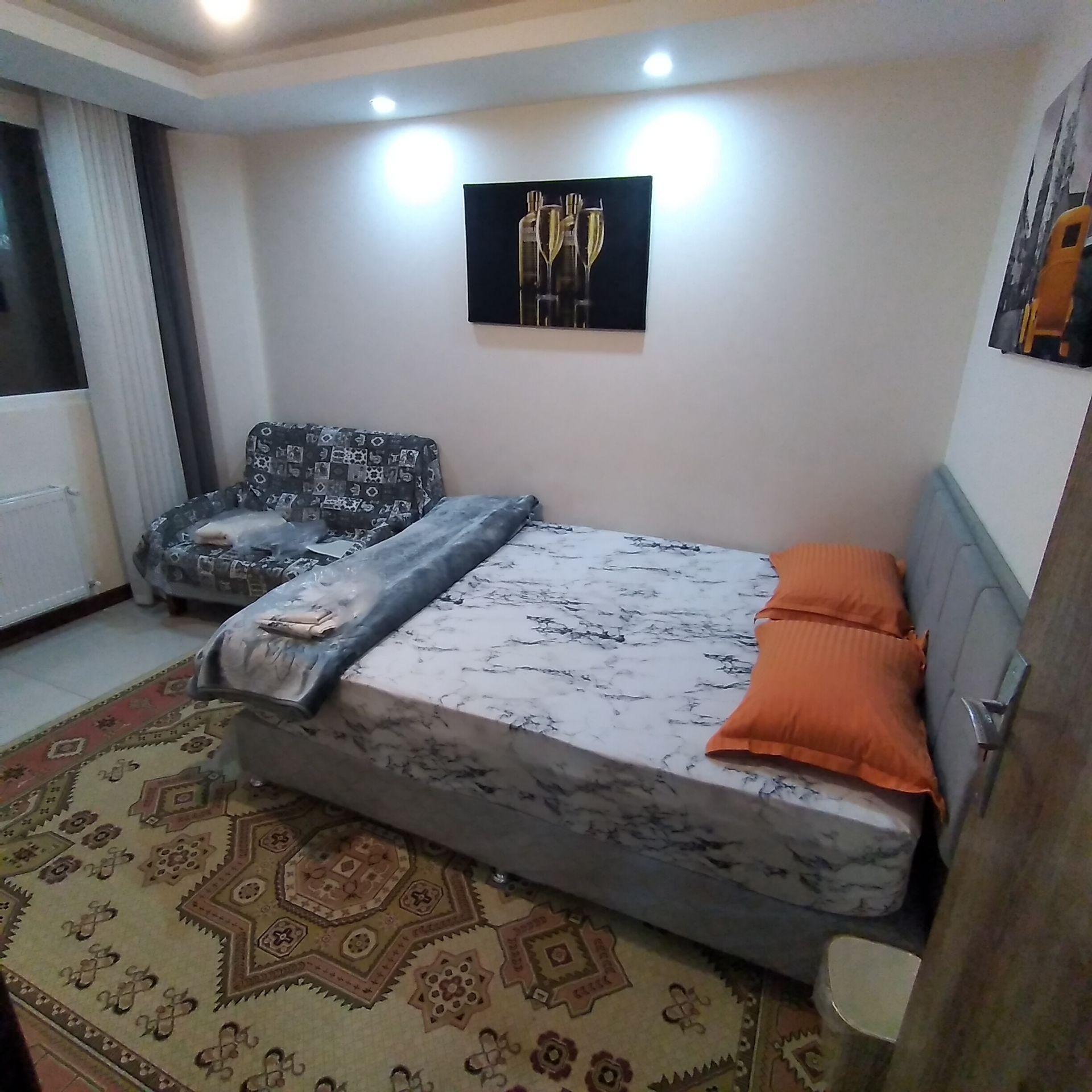 سوئیت تکخوابه زنبق دو در گرمدره