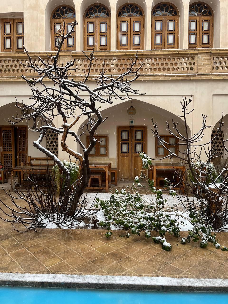 اقامتگاه سنتی خانه تاریخی احسان کاشان