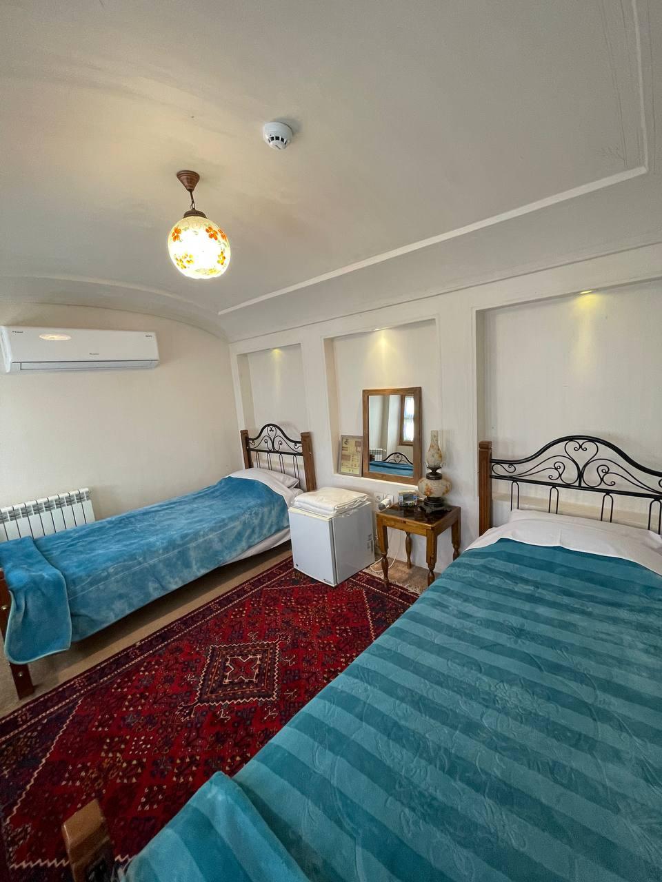 اقامتگاه سنتی خانه تاریخی احسان کاشان