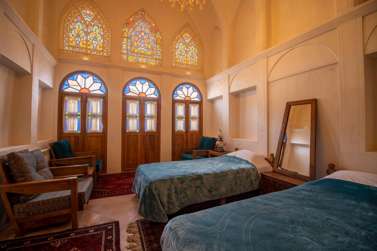 اقامتگاه سنتی خانه تاریخی احسان کاشان