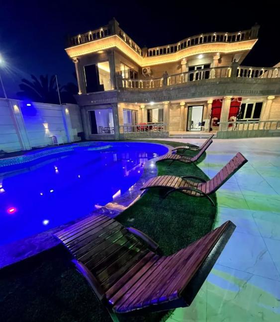 عمارت سوپر لاکچری ۵ خوابه معین پالاس