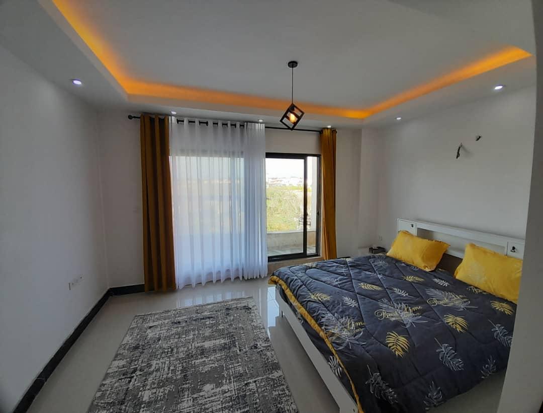 ویلا شهرکی استخر آبگرم لاکچری جنب خانه دریا