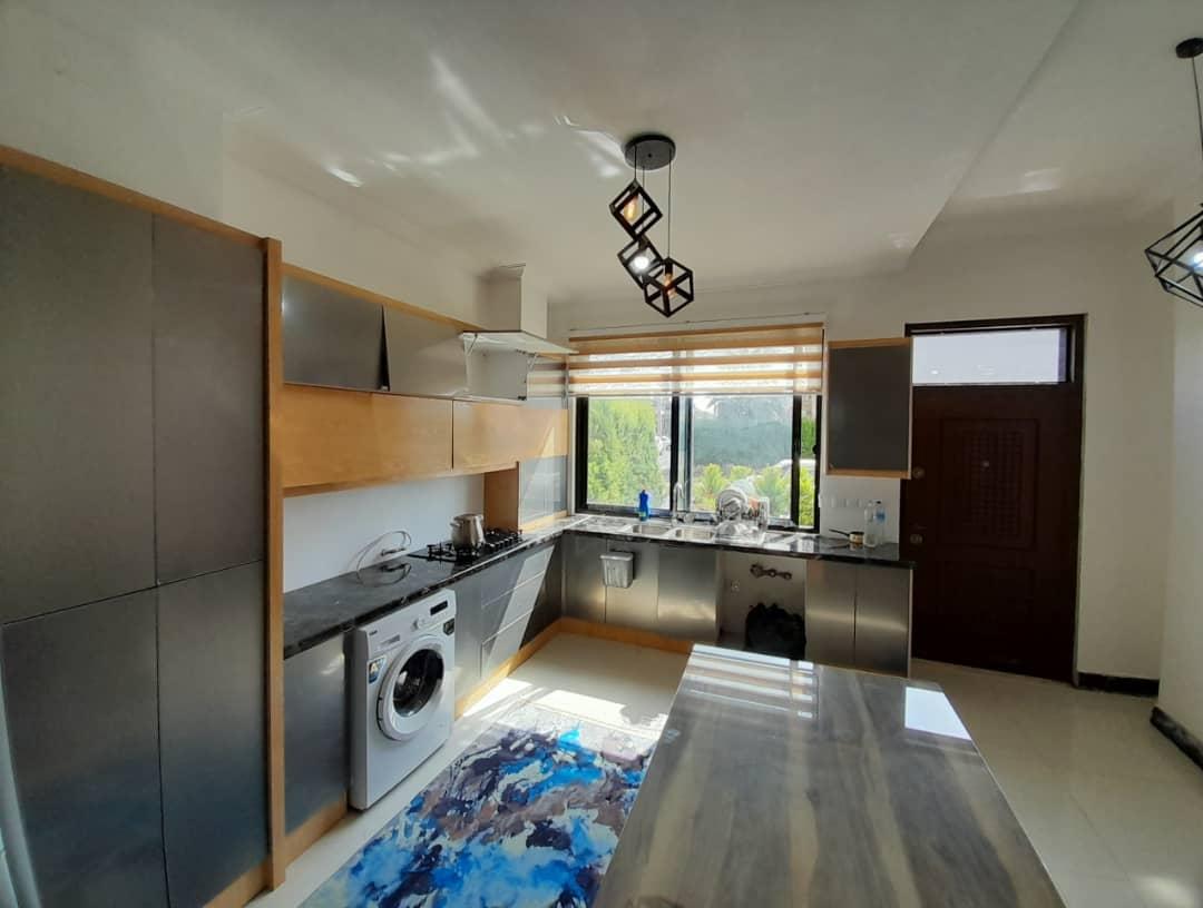 ویلا شهرکی استخر آبگرم لاکچری جنب خانه دریا