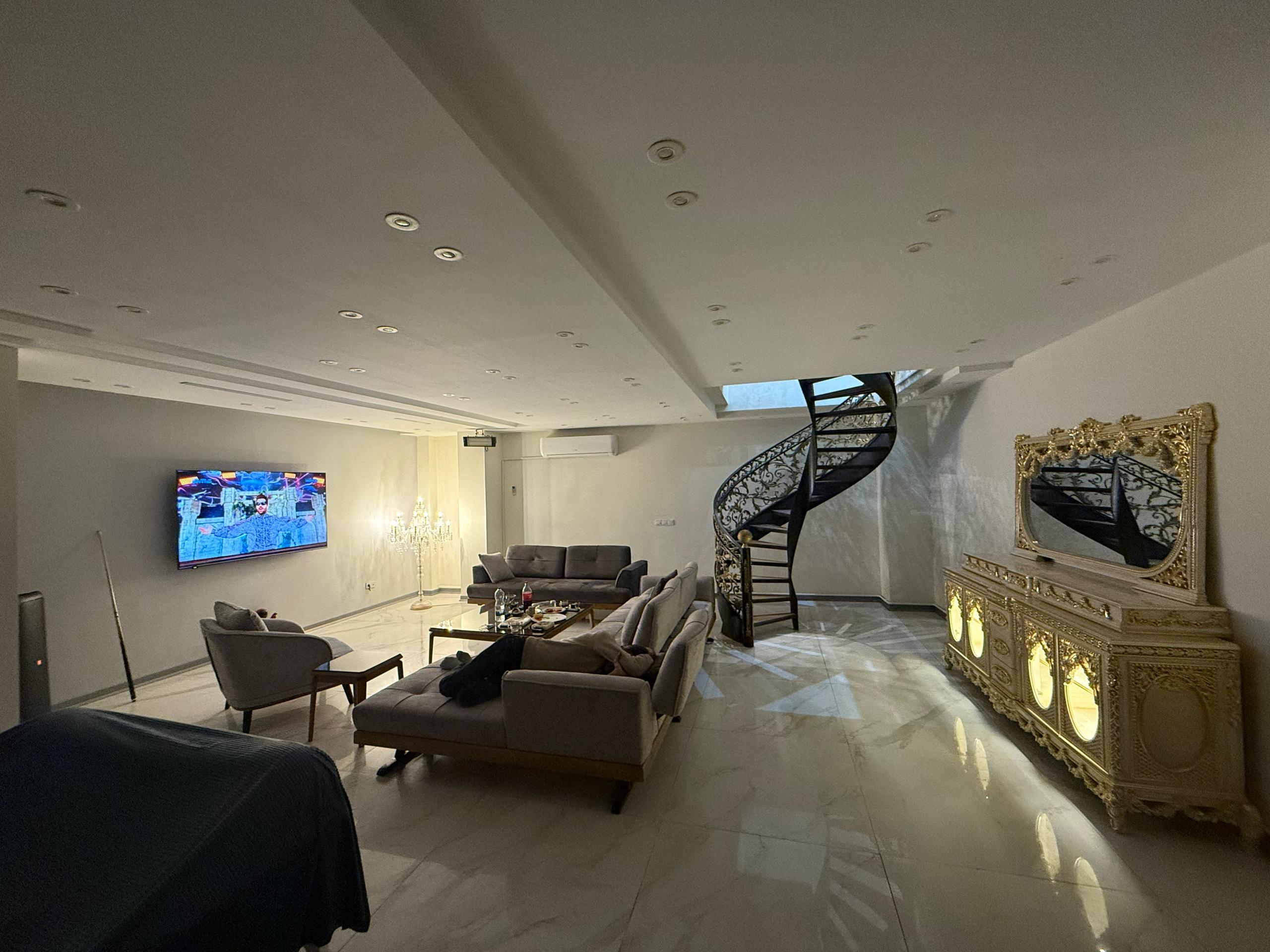 ویلای دوبلکس استخردار در منطقه هروی