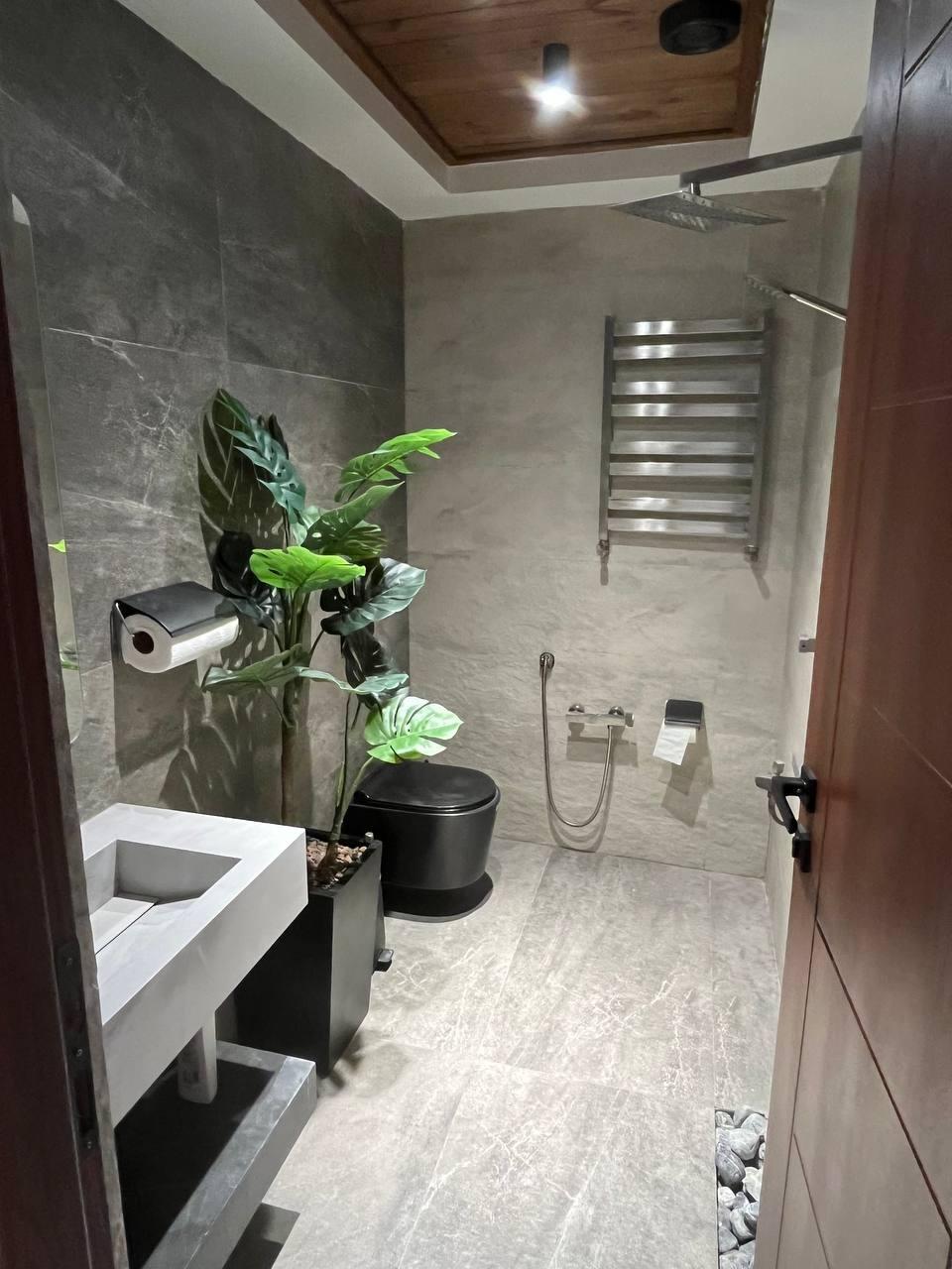 عمارت لوکس و لاکچری عمارت گلستان