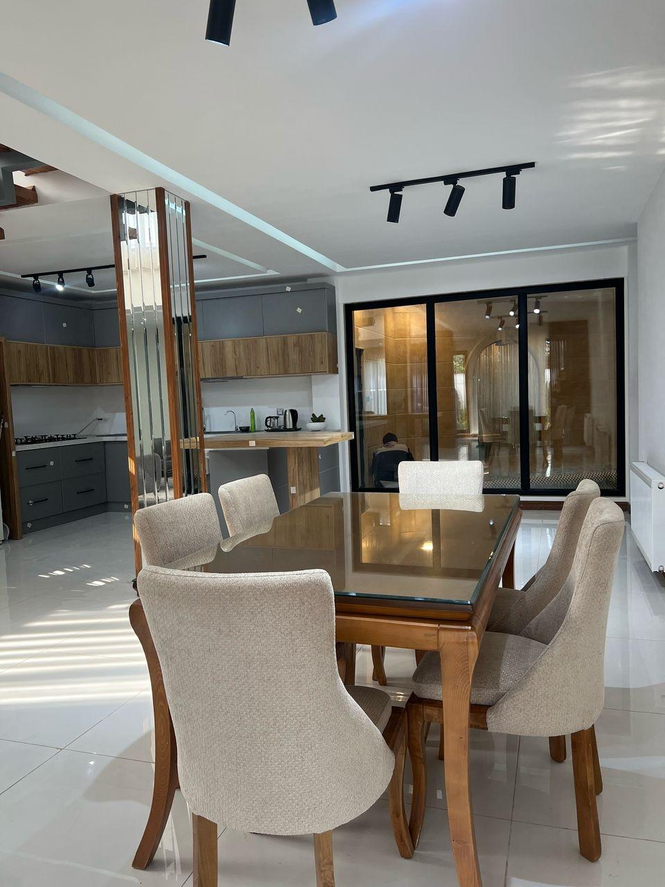 ویلا چهار خوابه استخر دار شهرک اقاقیا