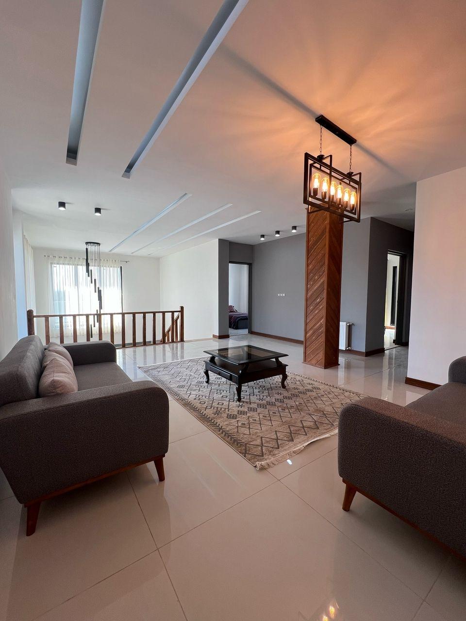 ویلا چهار خوابه استخر دار شهرک اقاقیا