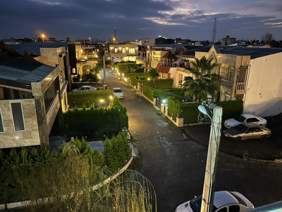 ویلا شهرکی استخر آبگرم لاکچری جنب خانه دریا