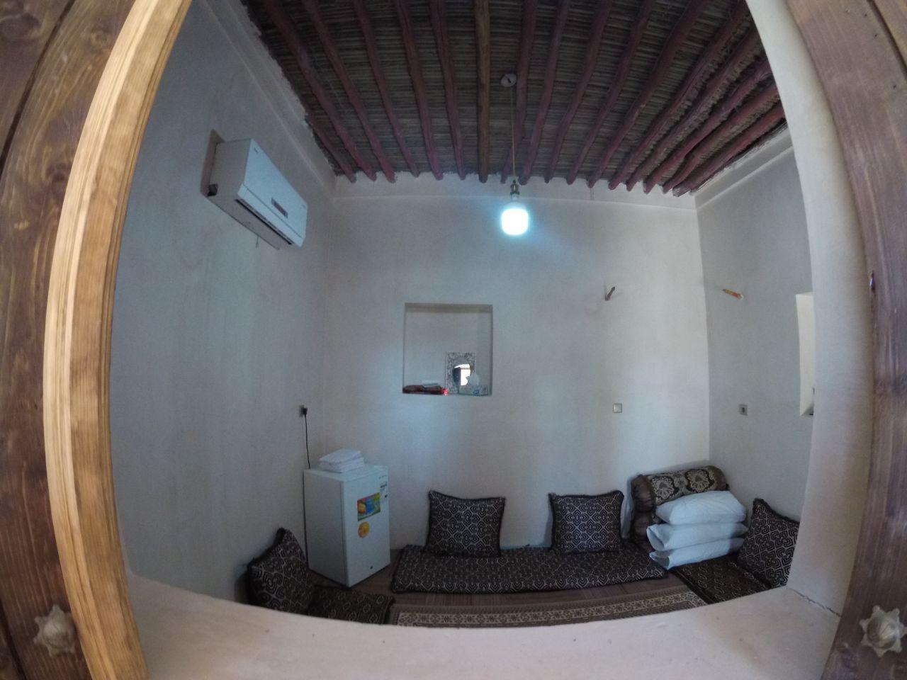 اجاره سوئیت روزانه در قشم اتاق جنگل حرا