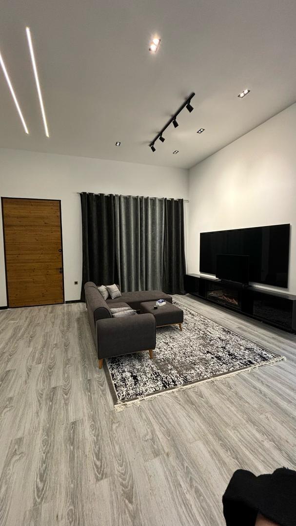 ویلای دو خوابه نوساز با استخر آب گرم