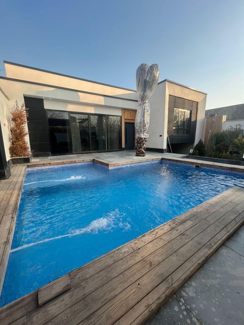 ویلا سورنا استخر چهار فصل جکوزی