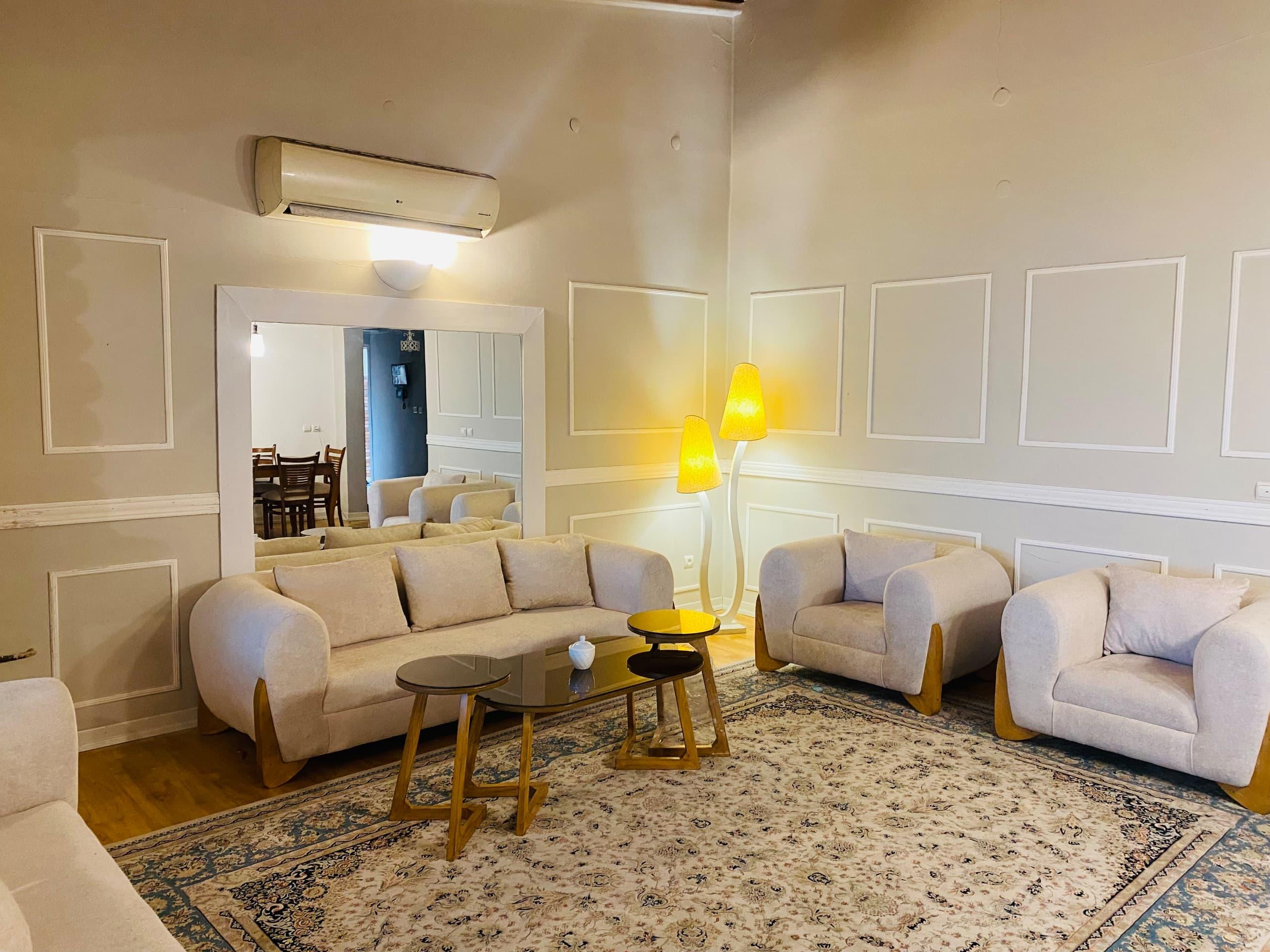 عمارت فانوس استخر جکوزی ساحل اختصاصی