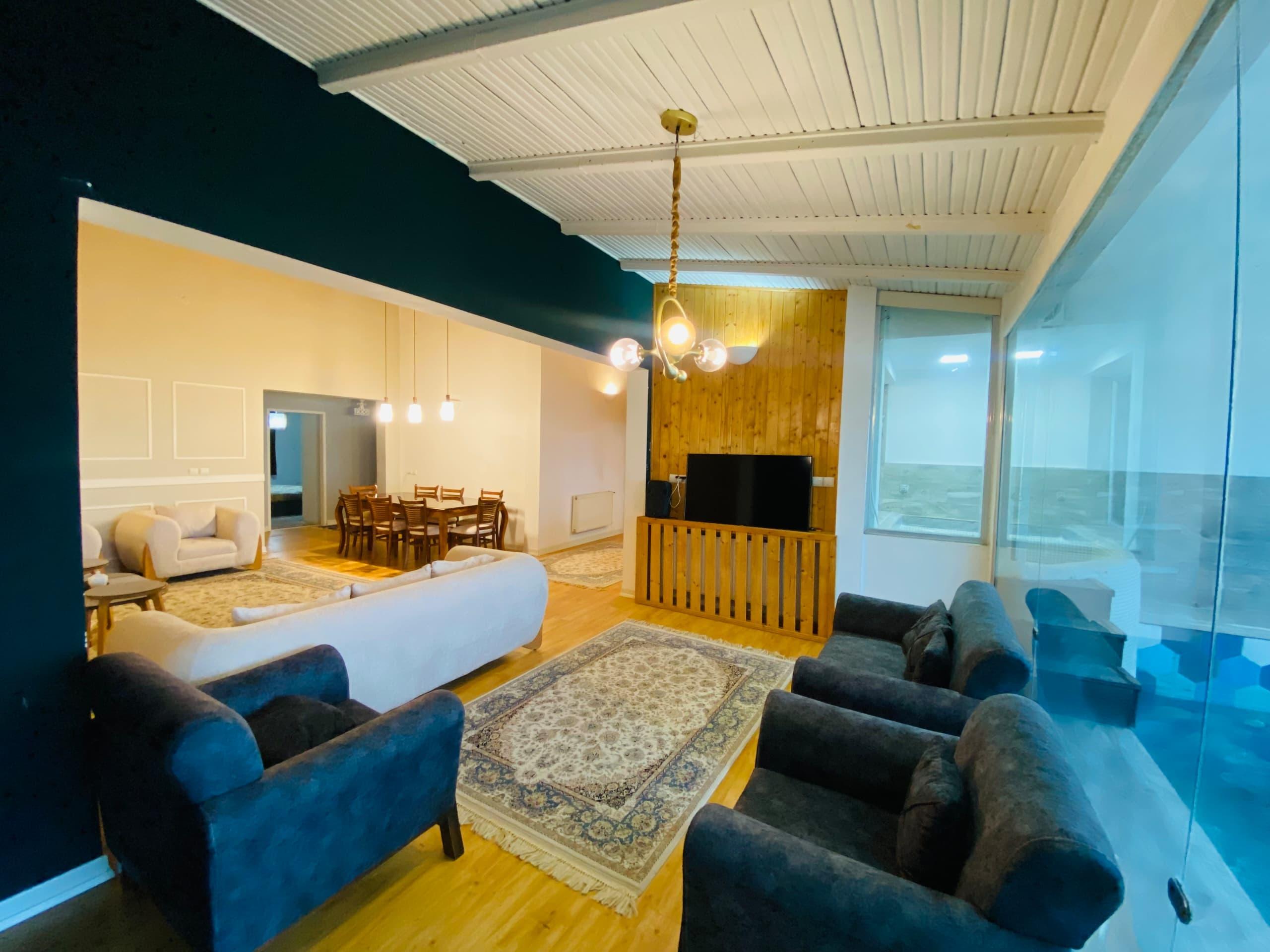 عمارت فانوس استخر جکوزی ساحل اختصاصی