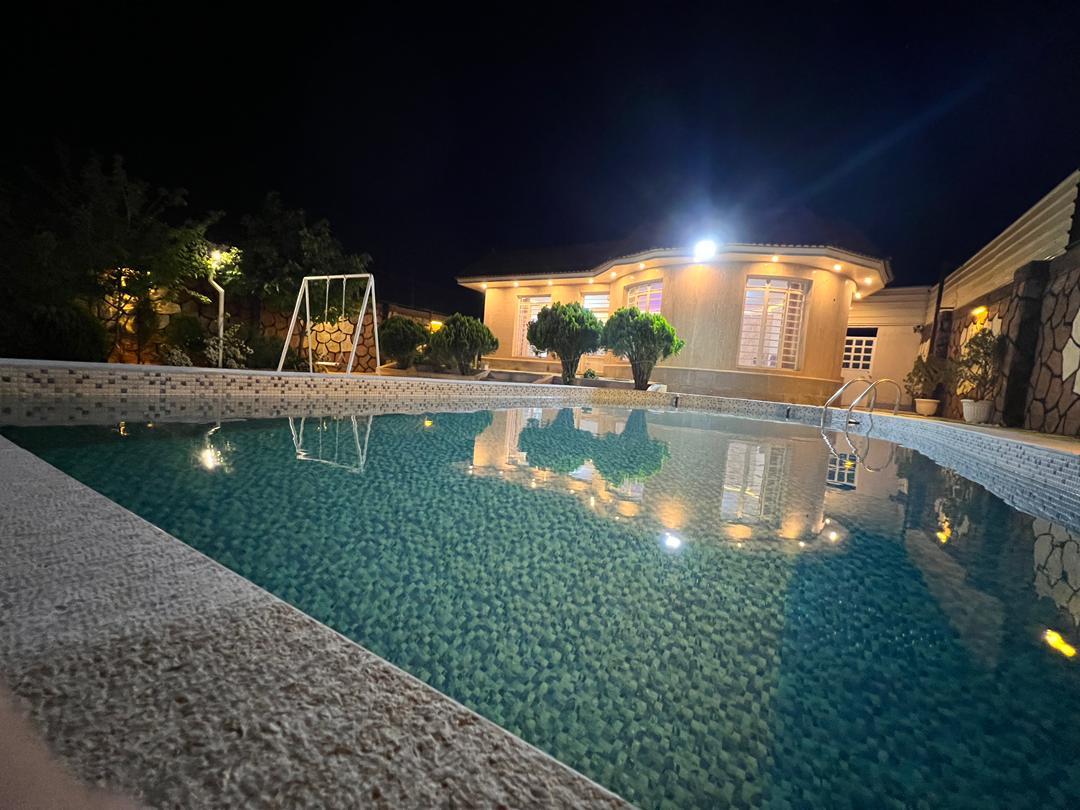 اجاره ویلا باغ استخردار در گویم