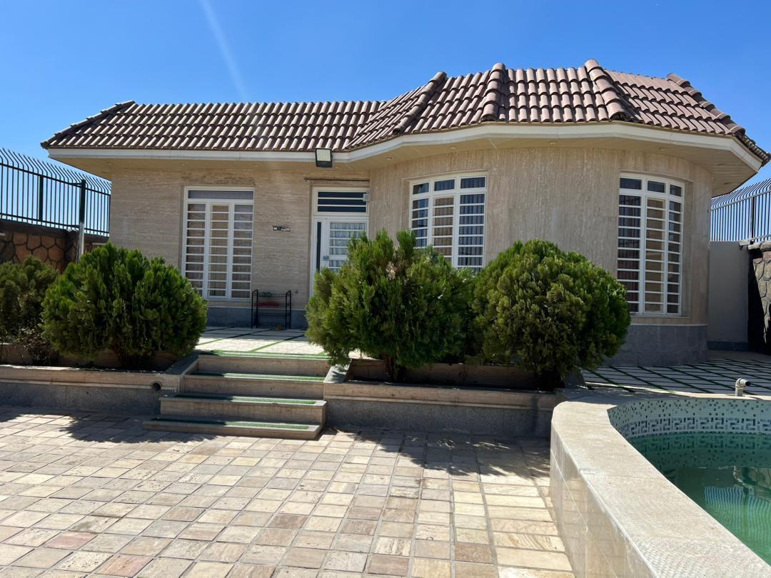 اجاره ویلا باغ استخردار در گویم