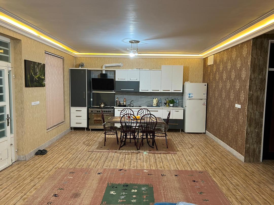 اجاره ویلا باغ استخردار در گویم