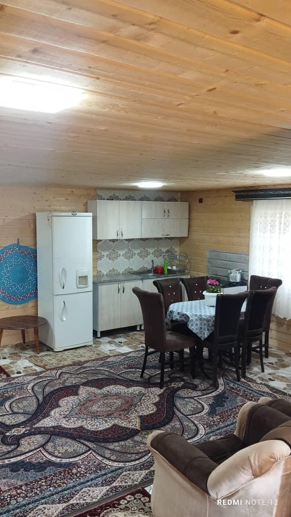 کلبه چوبی چهارخواب مستروجکوزی دار