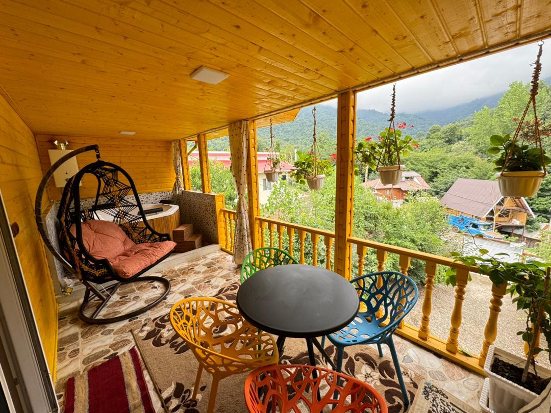 کلبه چوبی چهارخواب مستروجکوزی دار