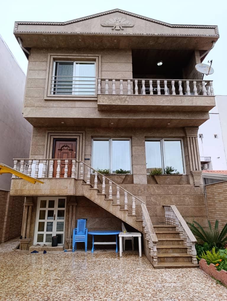 ویلا سه خوابه ساحلی با استخر و جکوزی