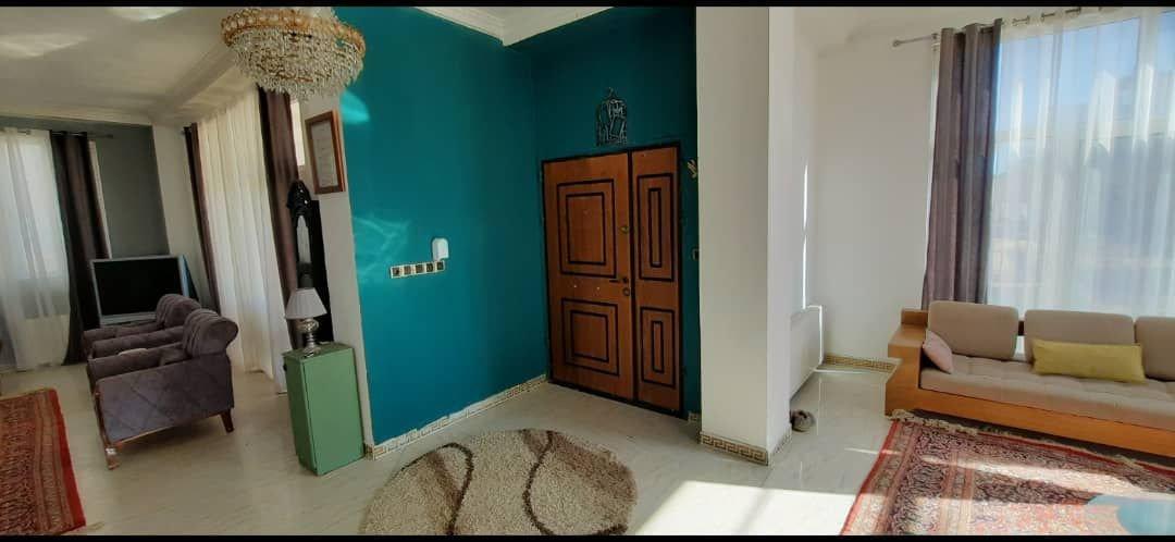 عمارت هوتارو با استخر آبگرم در زعفرانیه