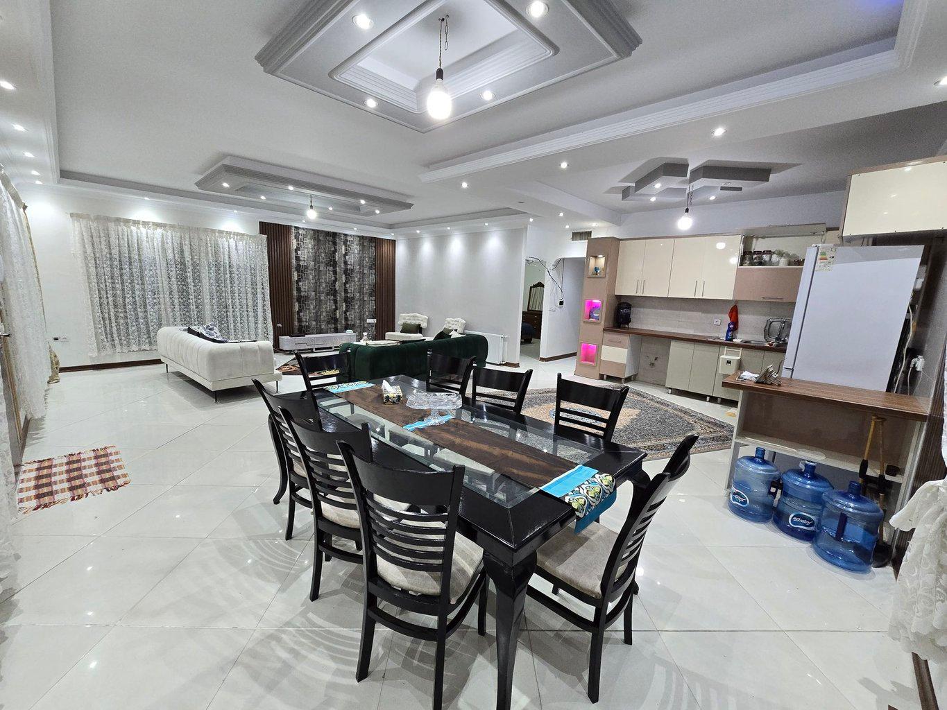 ویلا استخردار آبگرم شهرک زغفرانیه