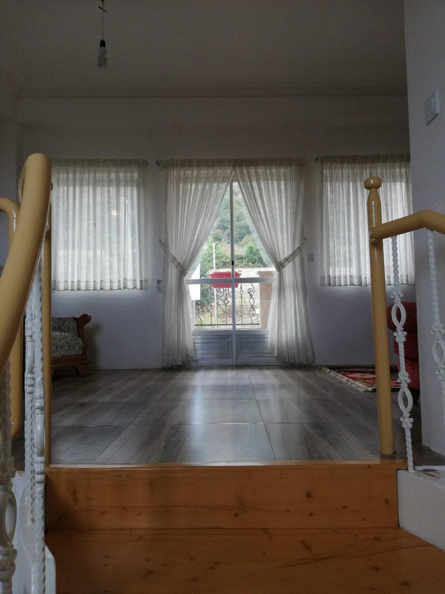 ویلا علی آباد روستایی در کوهپایه و نزدیک جنگل