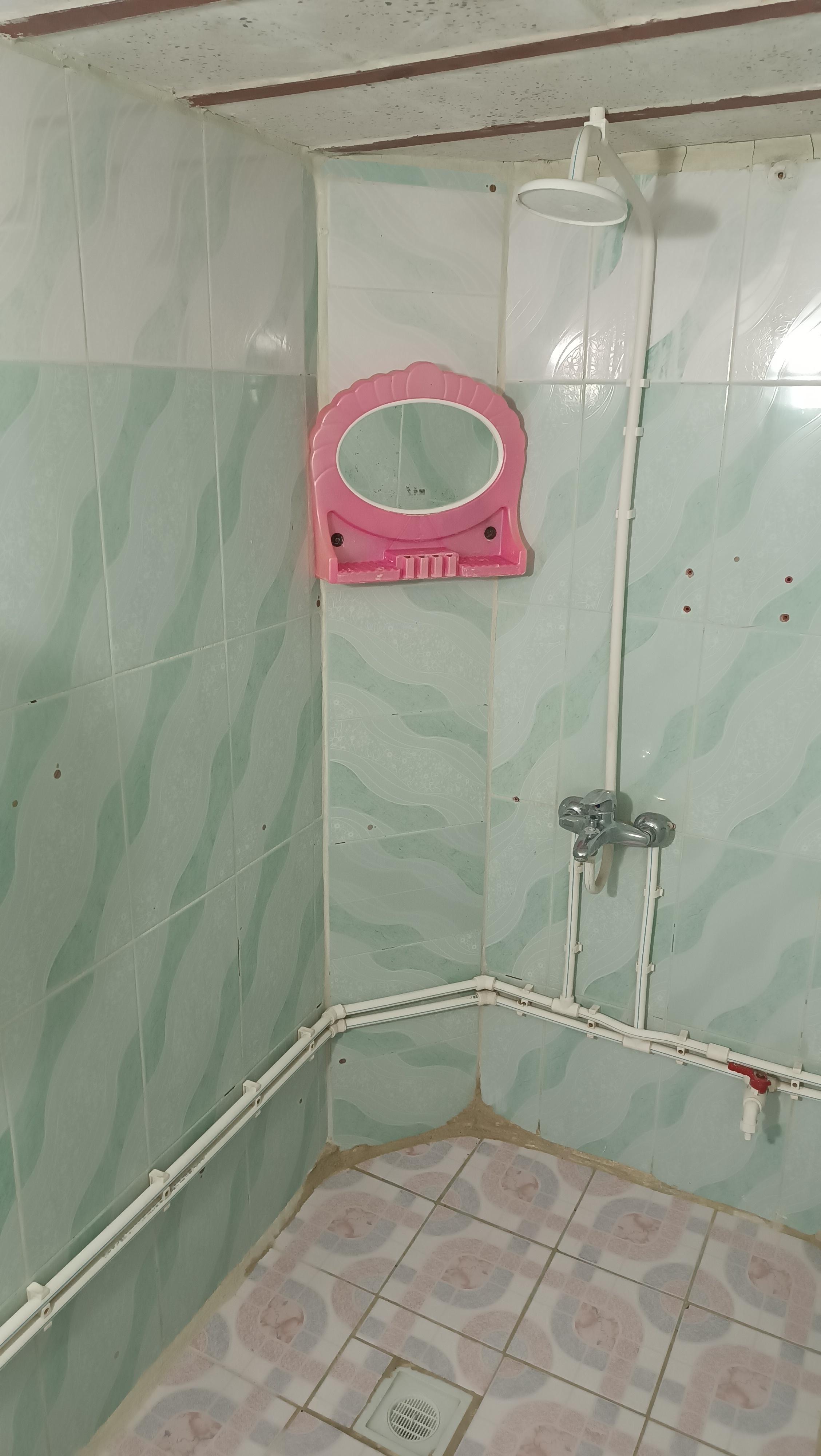 سوئیت اجاره ای نزدیک دریاچه زریبار، نزدیک بازار خریدمریوان