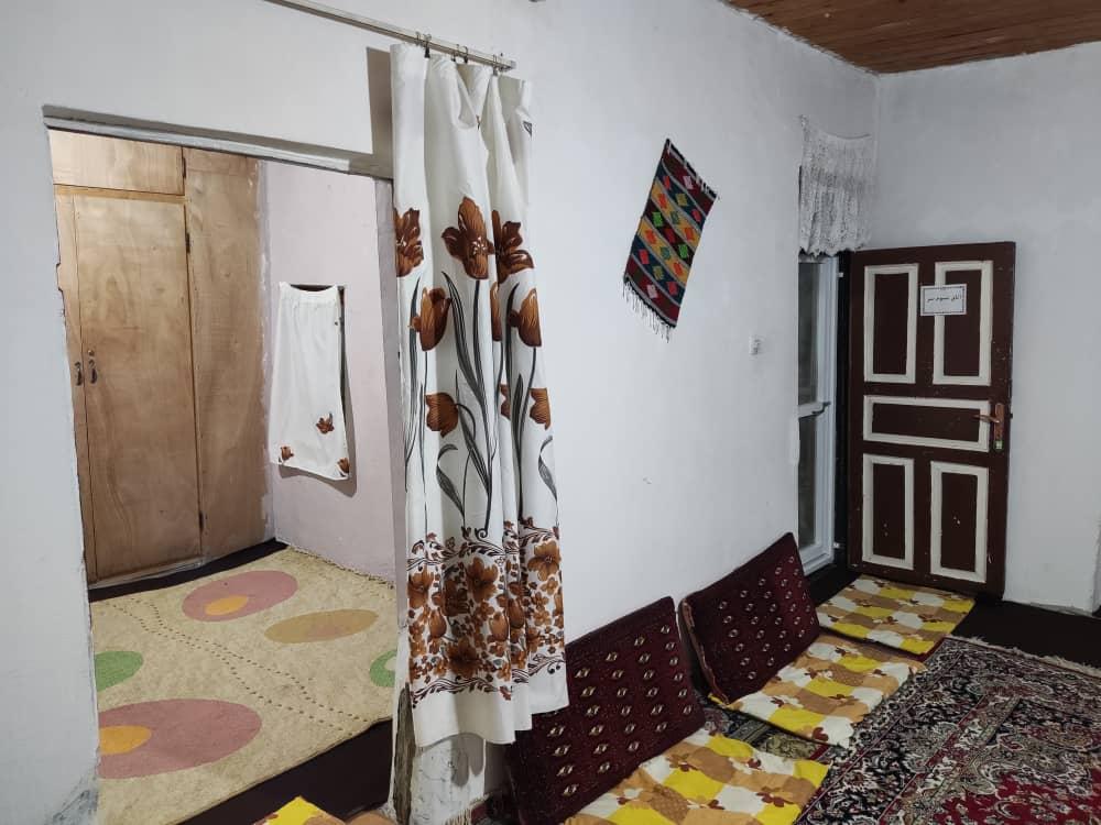 اجاره اقامتگاه بوم گردی سرای رستم در شیرگاه