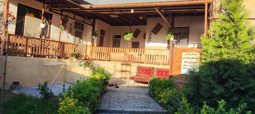 اجاره اقامتگاه بوم گردی سرای رستم در شیرگاه