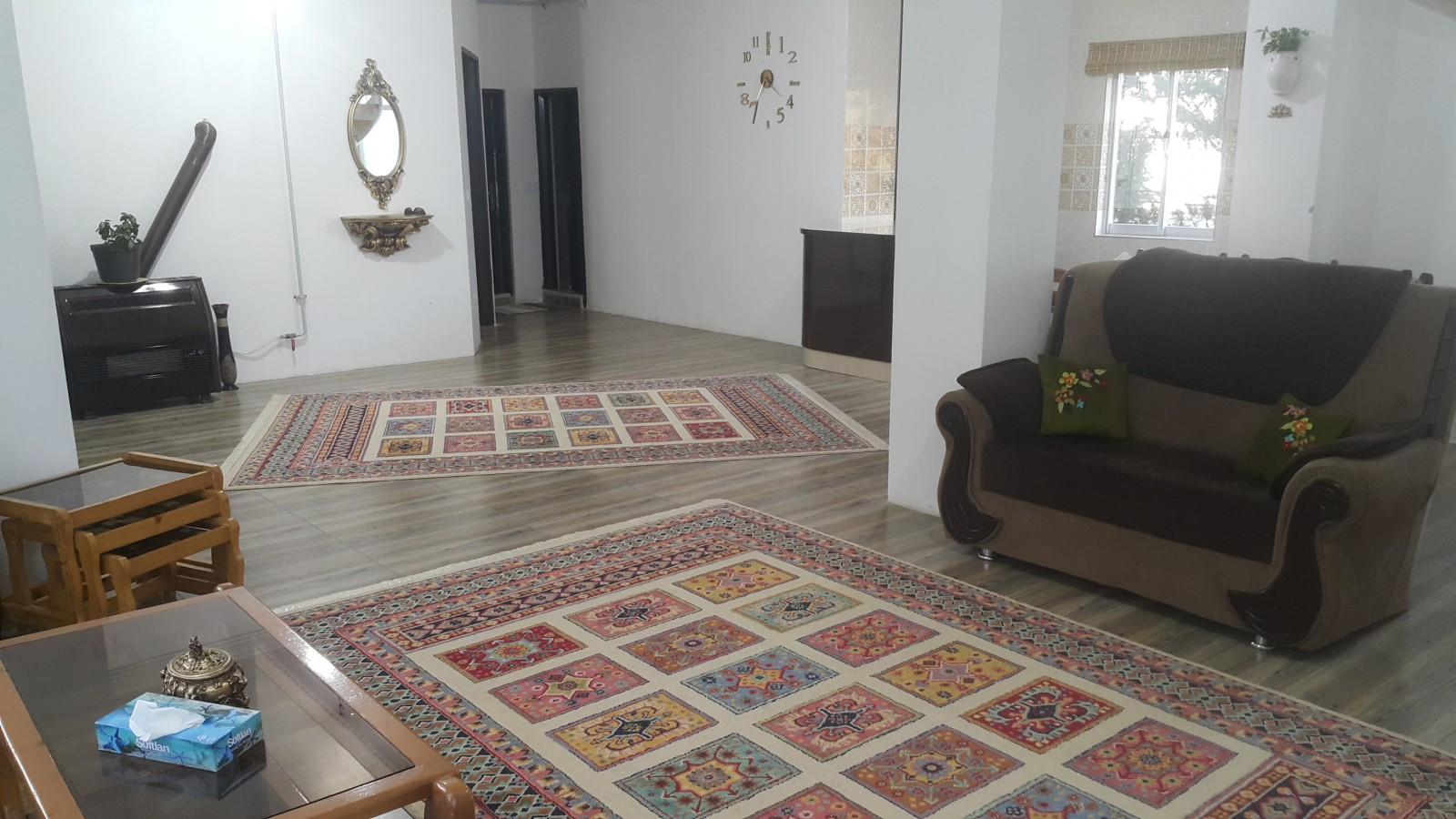 ویلا علی آباد روستایی در کوهپایه و نزدیک جنگل