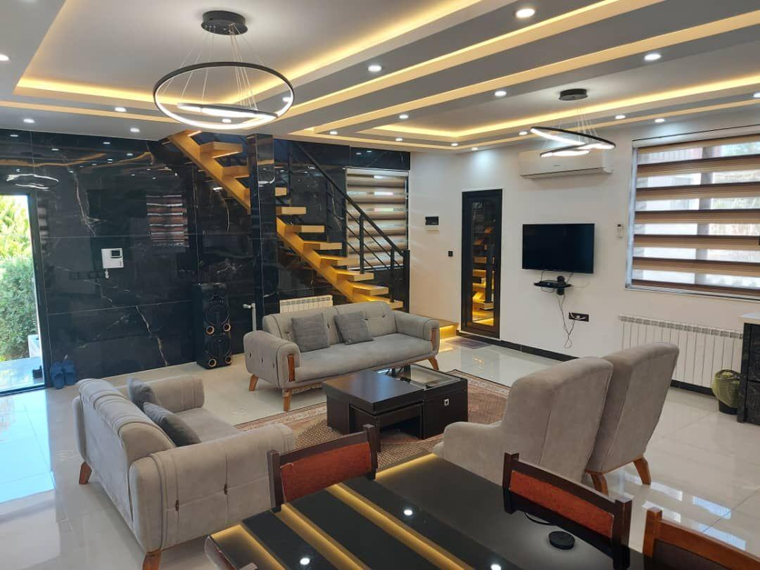 رزرو ویلای استخردار در انزلی نزدیک ساحل