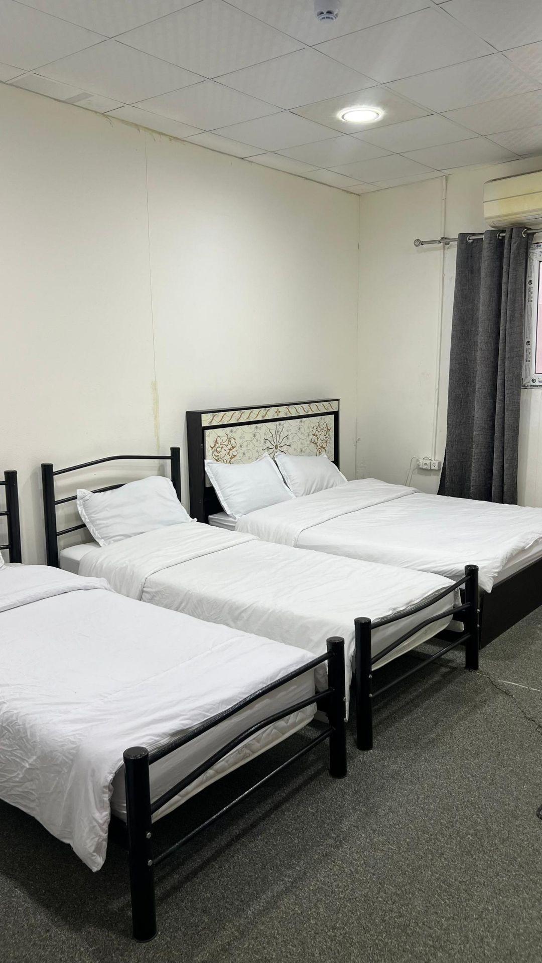 اتاق 110 چهار تخته اقامتگاه آفتاب