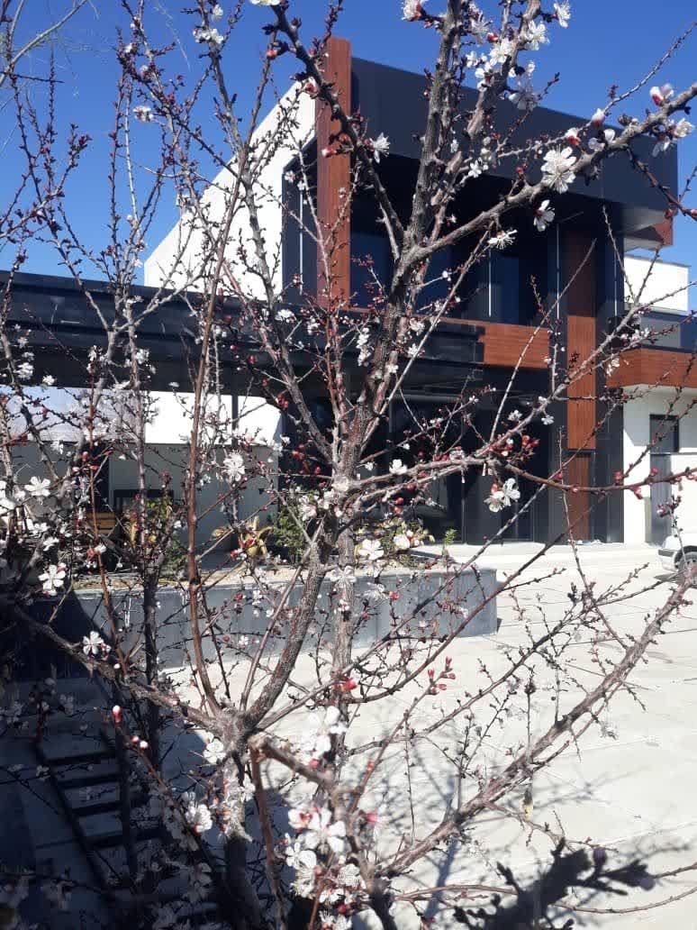 ویلای ۴ خوابه با استخرآبگرم و جکوزی کازانوا