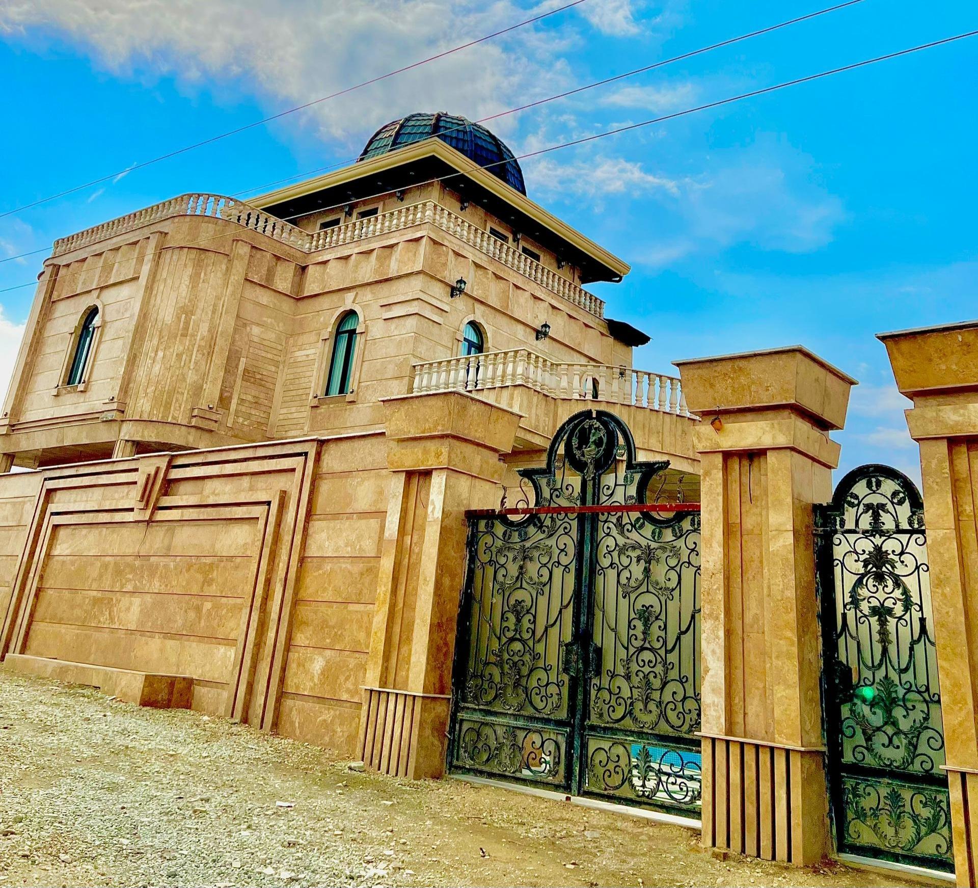 ویلا 4 خوابه استخر آبگرم روباز تریپلکس رودهن