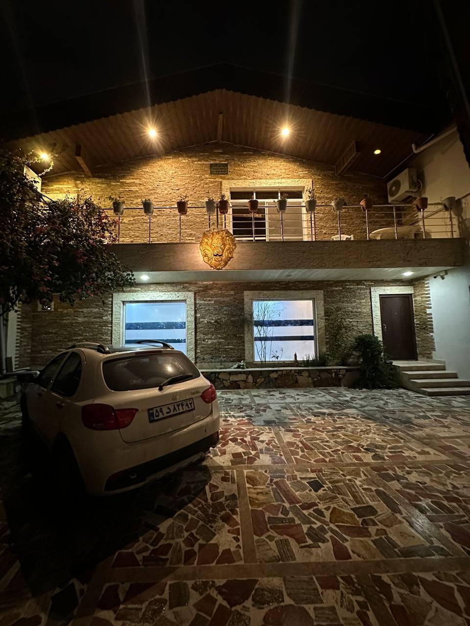 ویلا استخر دار ۴ خواب دوبلکس یاس