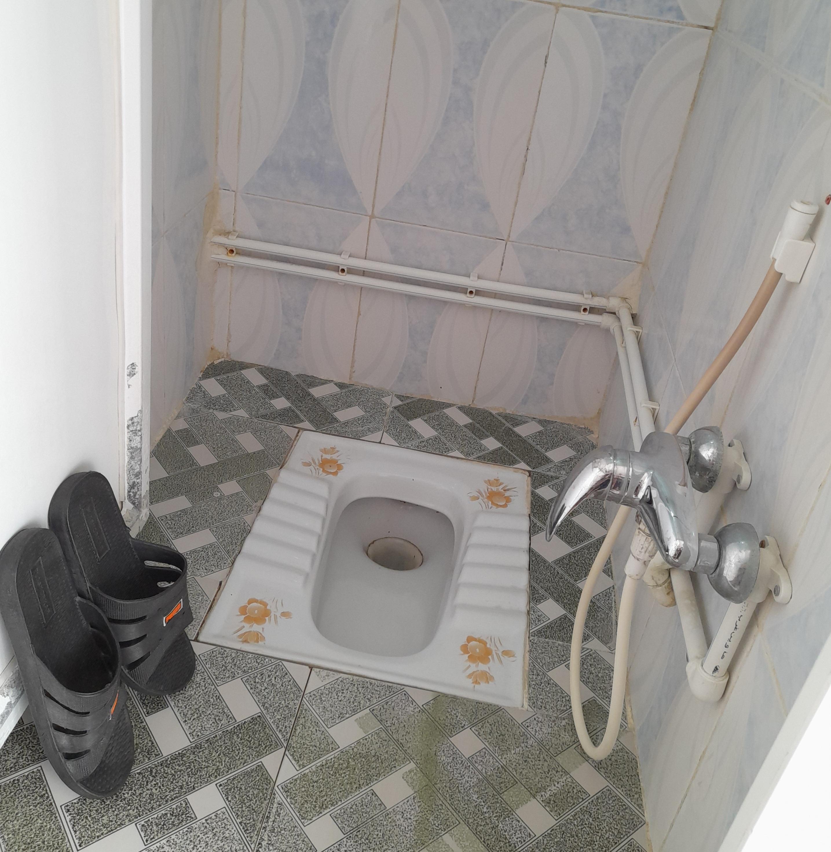 سوئیت نوساز نزدیک دریاچه زریبار