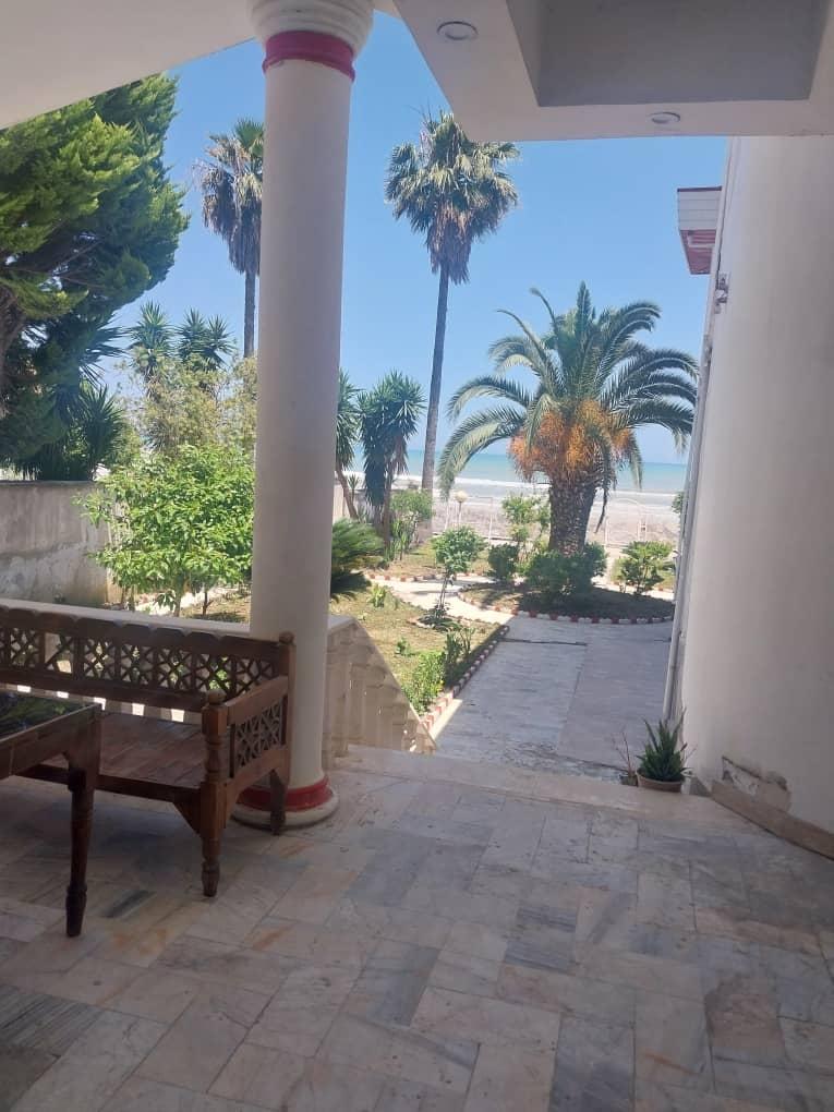 ویلا ساحلی استخر دار دربست  چالوس