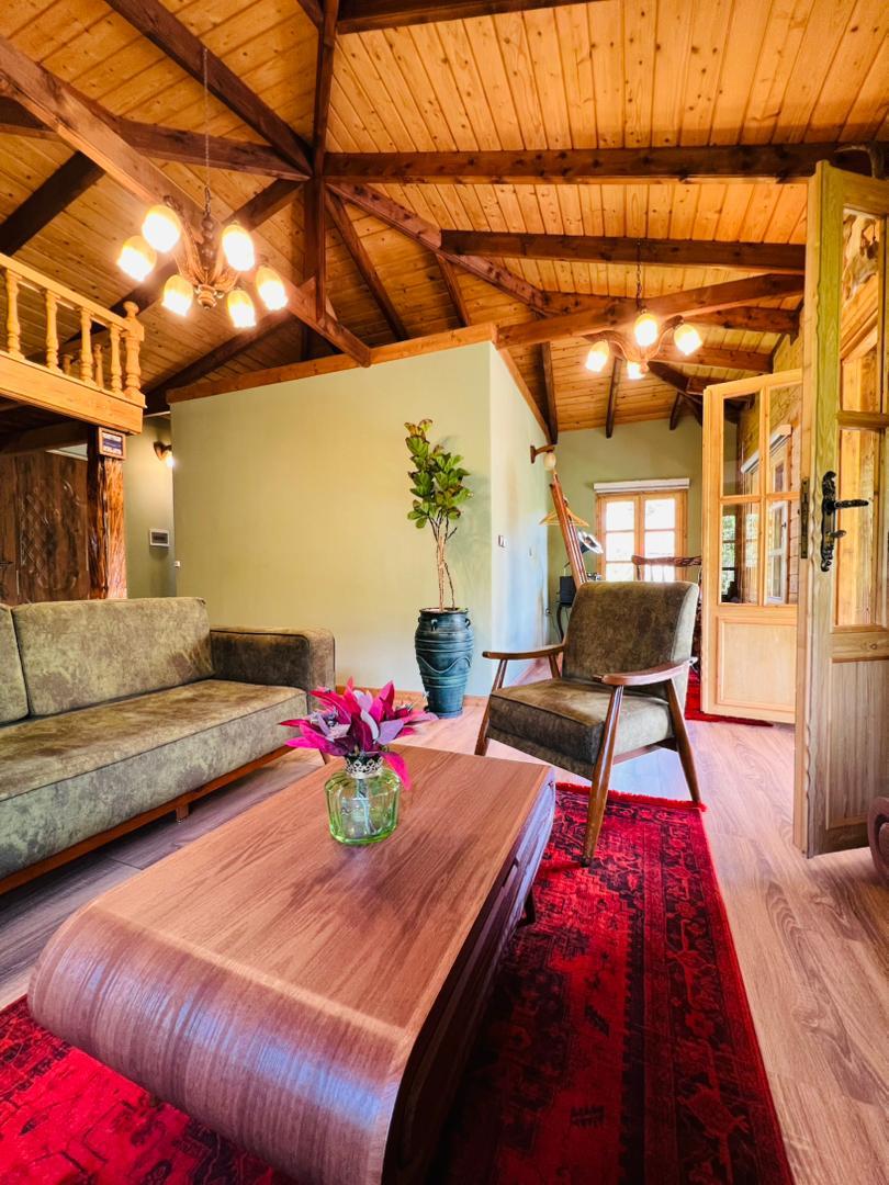 رزرو کلبه جنگلی دهلی جکوزی دار در رامسر واحد کلاسیک